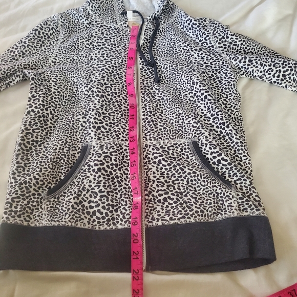 Jacket - Picture 3 of 8